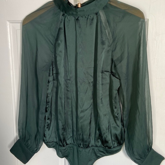 A&F green satin bodysuit - Picture 1 of 4